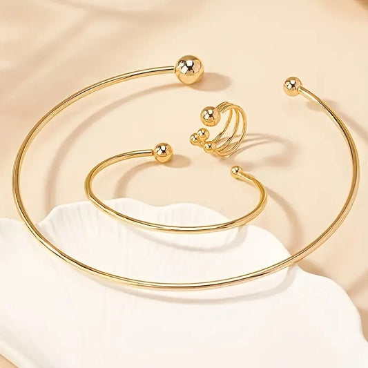 Chique roestvrijstalen set – halsband, armband en ring met modern design, perfect voor cadeaus of feestjes.
